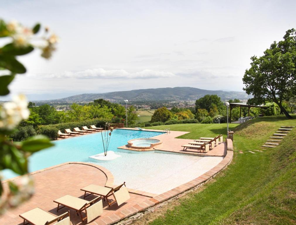 Agriturismo Il Vecchio Mandorlo เปรูจา ภายนอก รูปภาพ